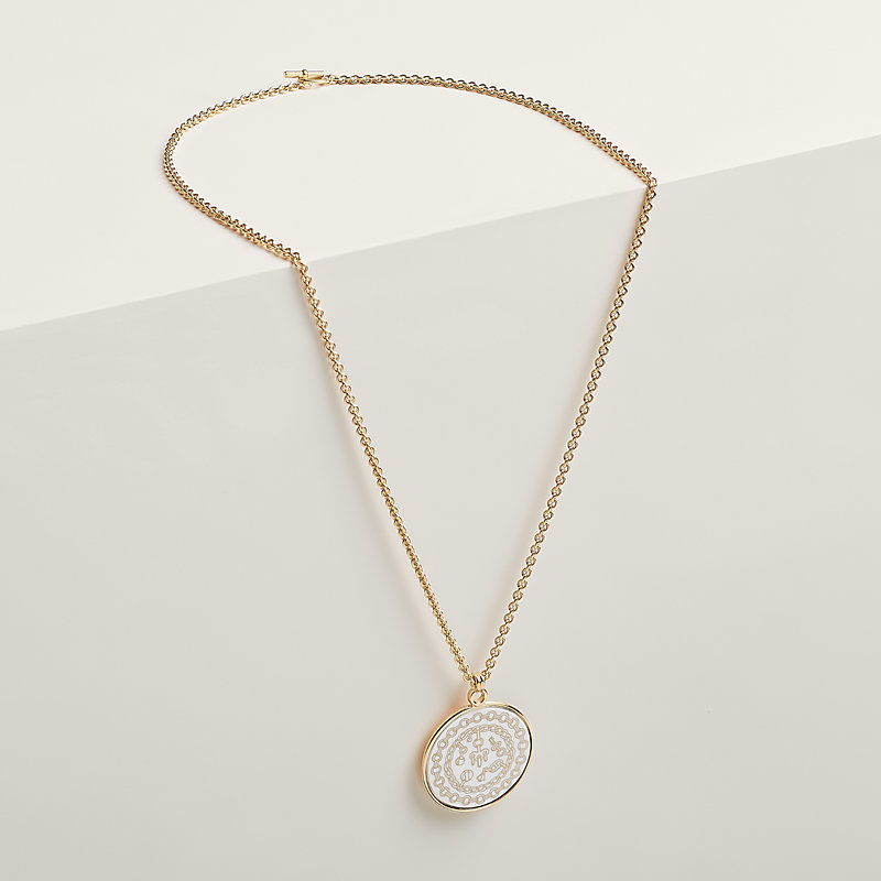 Collier Médaille Chaînes et Gris-Gris, grand modèle | Hermès France