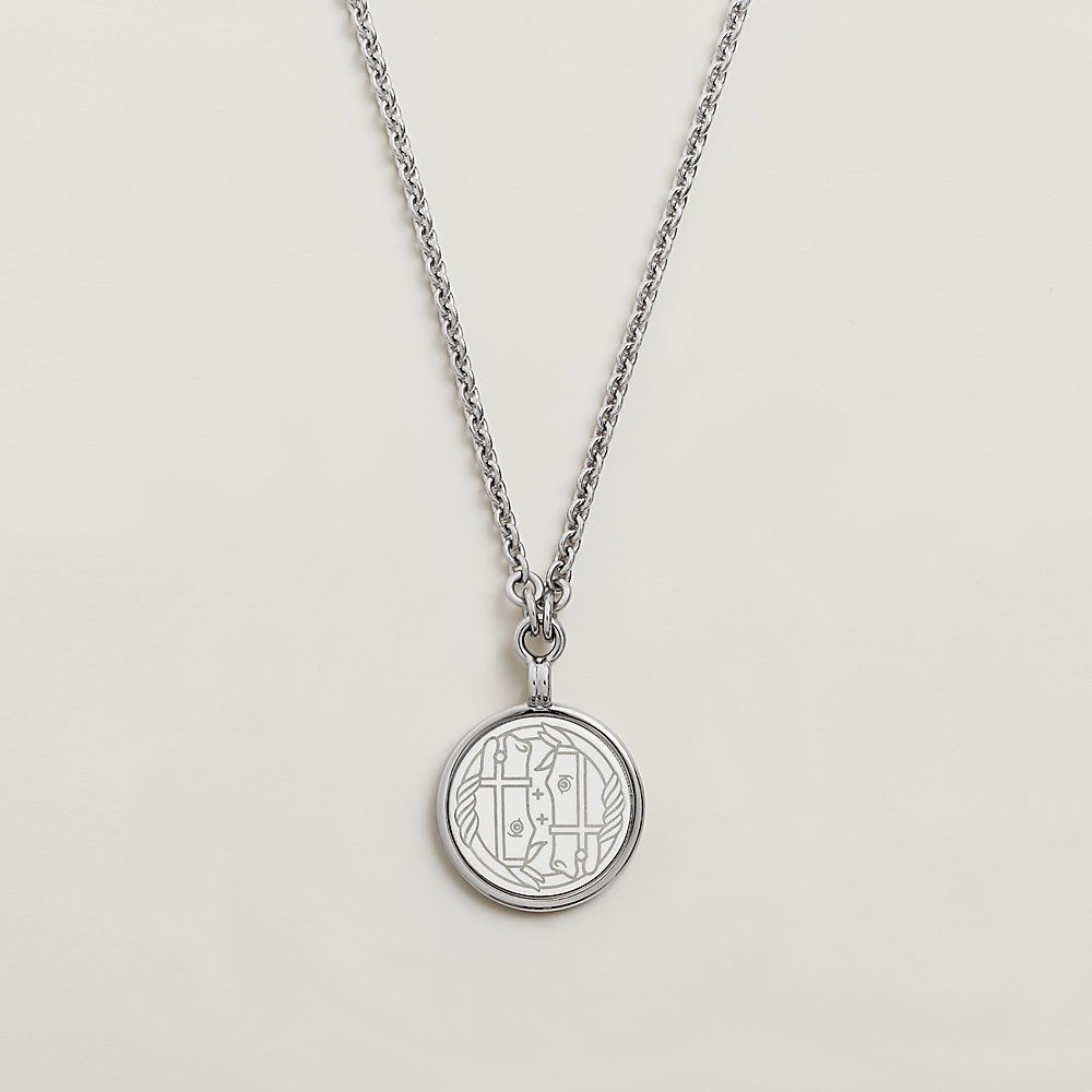 Collier Médaille Quadrige, petit modèle | Hermès France