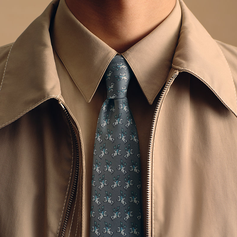 Corbata Sur les toits d'Hermès