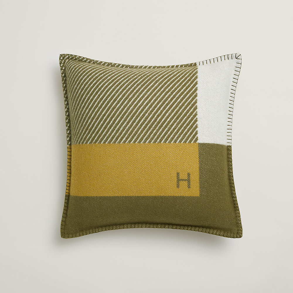 Coussin H Riviera - Beige | Hermès Suisse