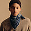 Couvertures et Tenues de Jour Bandana scarf 65, View: Worn, worn, view 1 of 3