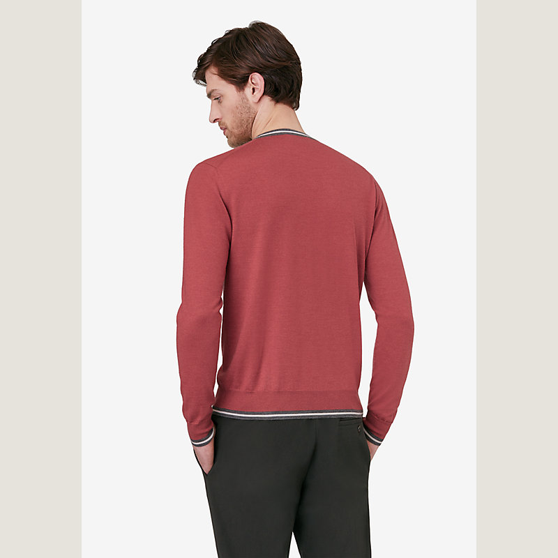 Crewneck sweater with contrasted stripes