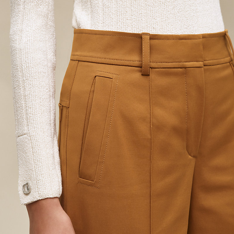 Cropped pants