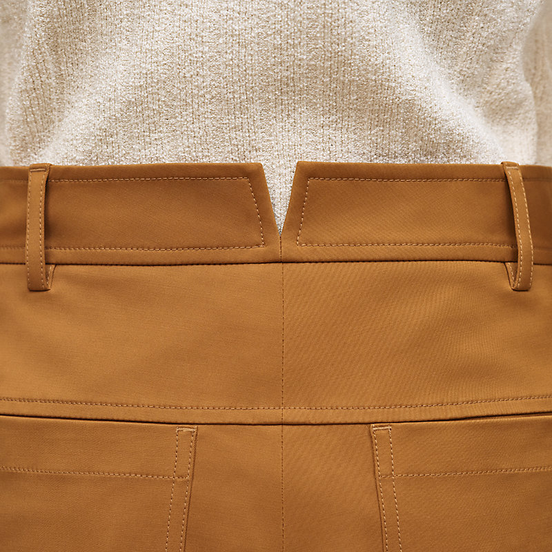 Cropped pants