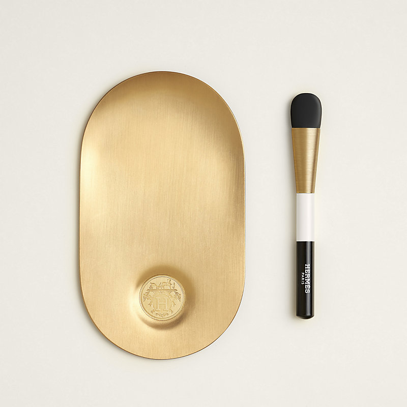 Custom-designed complexion tools | Hermès USA