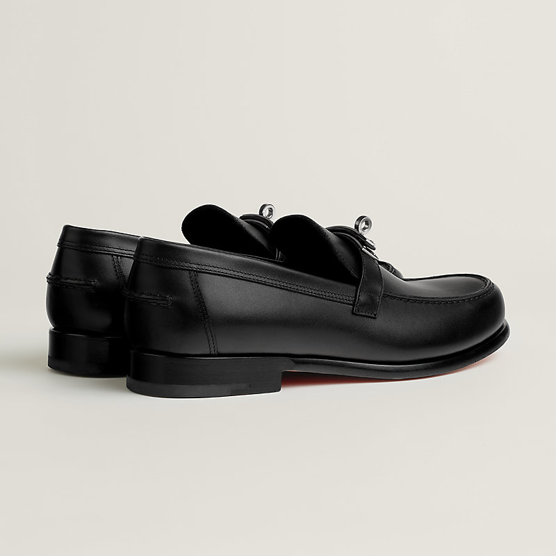 【様々なシーンで活躍できる一足】エルメス Destinローファー Destin loafer | Hermès USA