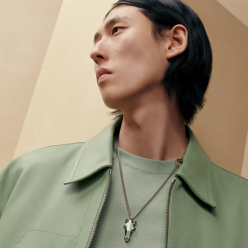 【HERMES】存在感 個性的デザイン☆Destrier Mineraleペンダント Destrier Minerale necklace | Hermès Finland