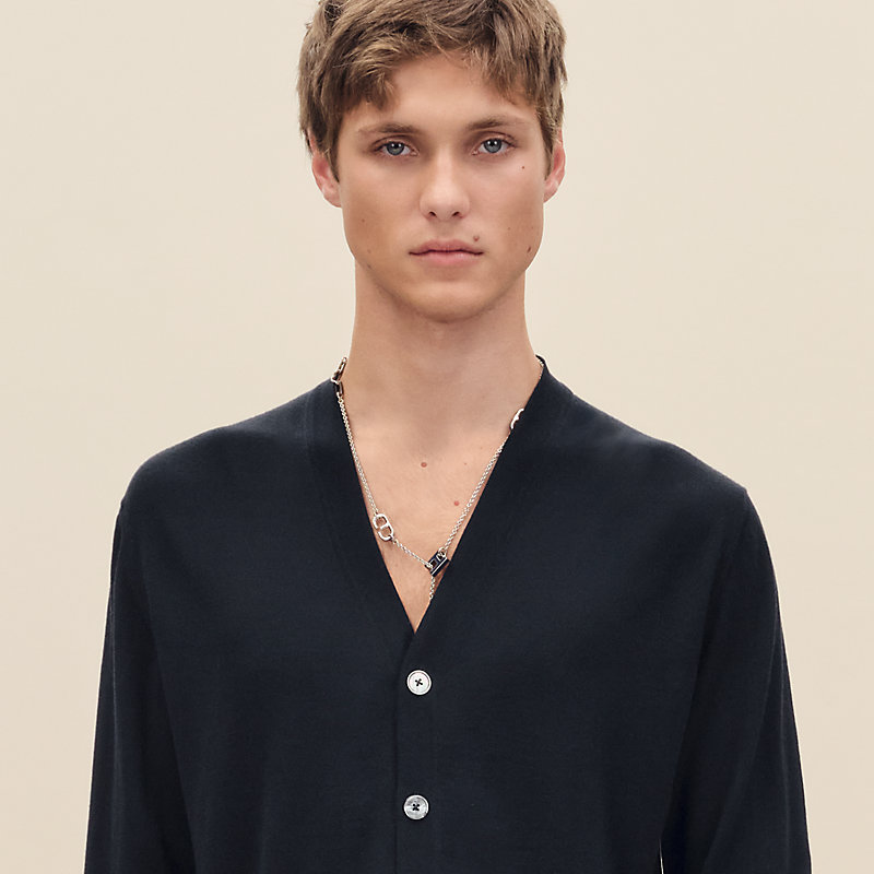 "Detail H" buttoned cardigan