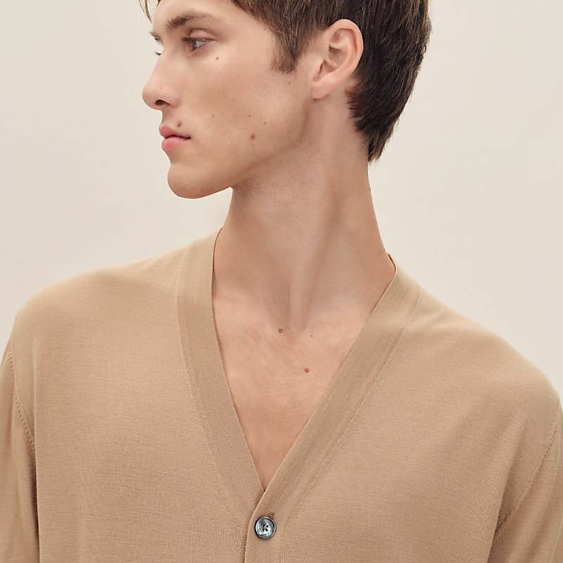 "Detail H" buttoned cardigan