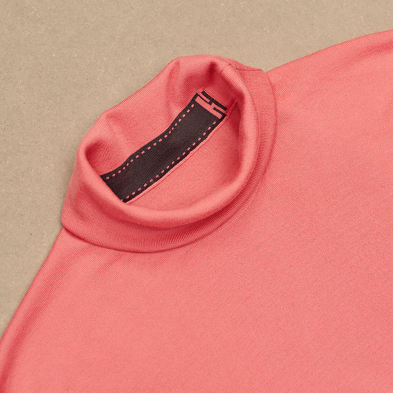 "Detail H" turtleneck sweater