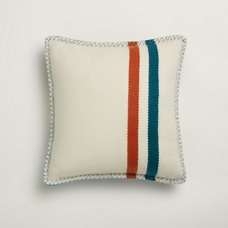 Dye Sangle pillow
