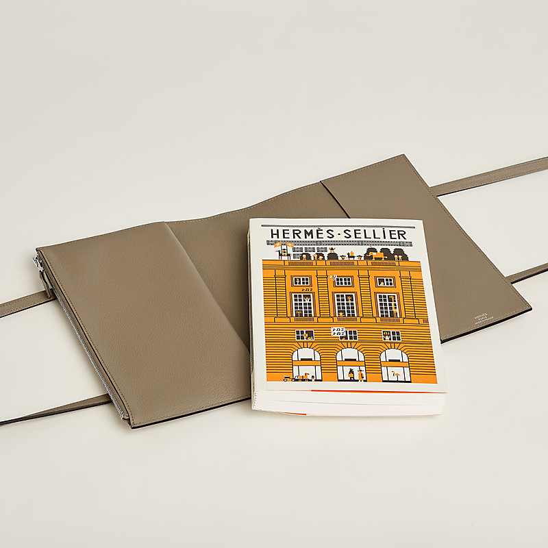 【使い勝手抜群♡】HERMES Eazip To Goブックホルダー Eazip To Go book holder | Hermès Canada