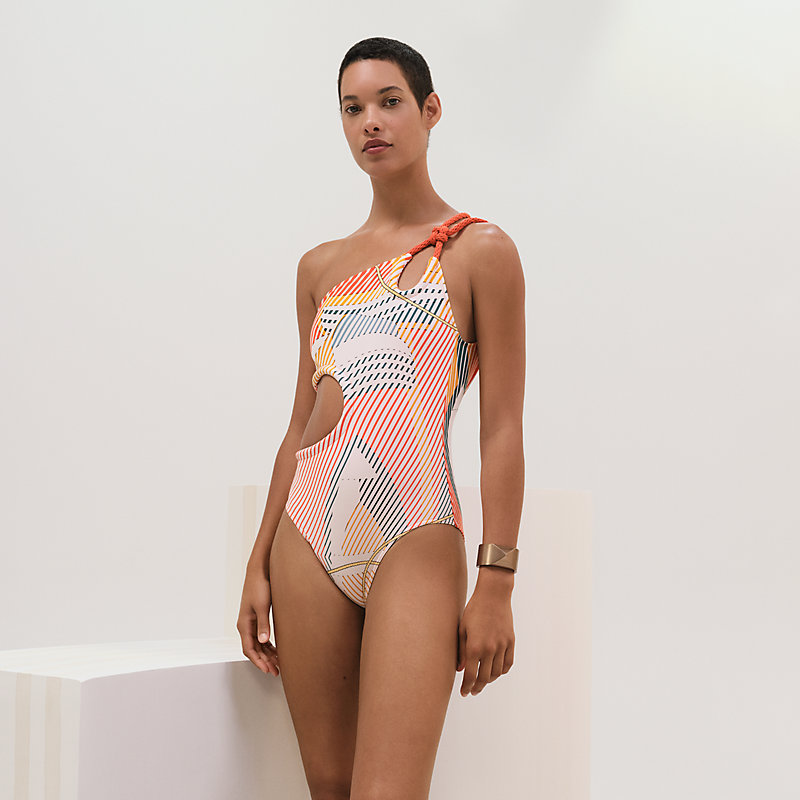 優雅な休日を演出する HERMES Maillot de bain Edwina 水着 Edwina swimsuit | Hermès Finland