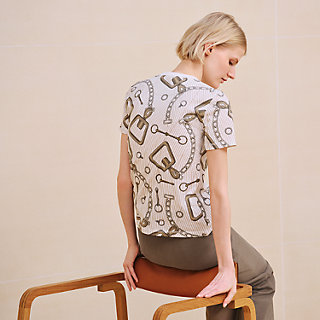 【インパクト抜群な柄】HERMES マイクロTシャツプリント Micro print t-shirt | Hermès Singapore