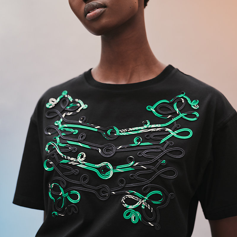 華やかな刺繍が目を引く【HERMES】Maxi Ricamata Tシャツ 072025HA01_thumbnail_20?