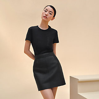 embroidered-pocket-t-shirt-- 