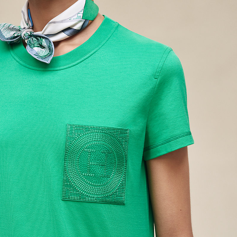 Embroidered pocket t-shirt