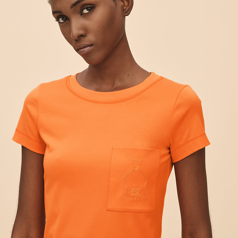 Embroidered pocket t-shirt