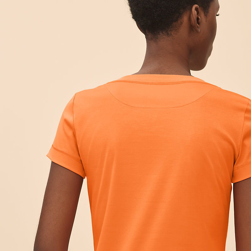 Embroidered pocket t-shirt