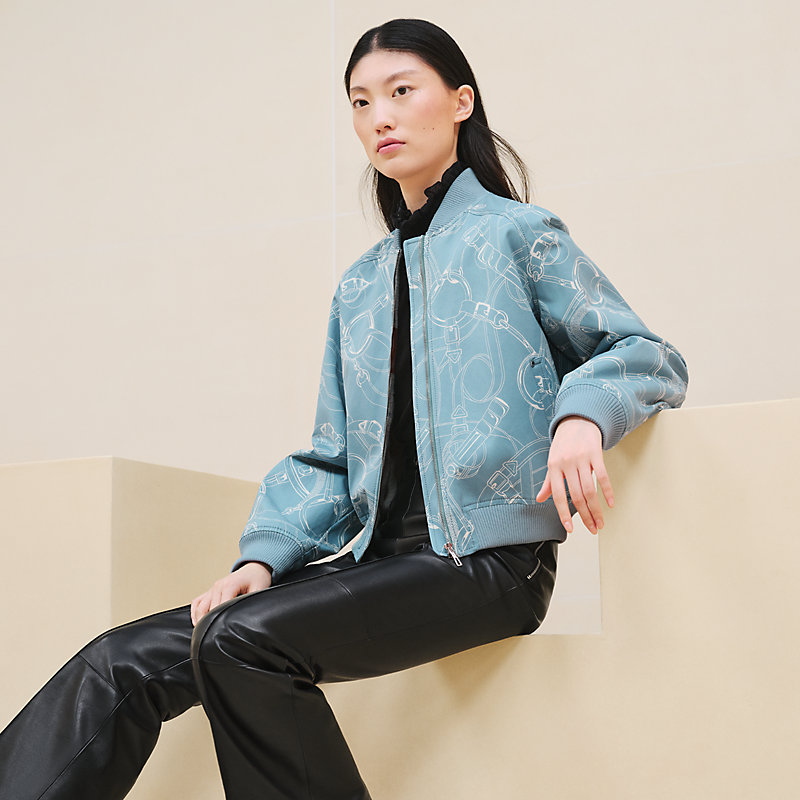 裏側も素敵すぎるHermesEperon d'Or Finesseボンバージャケット 裏側も素敵すぎるHermes Eperon d'Or Finesseボンバージャケット