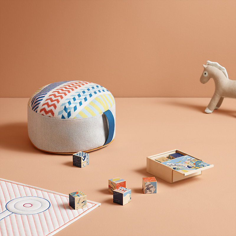 Epopee 9 cube game