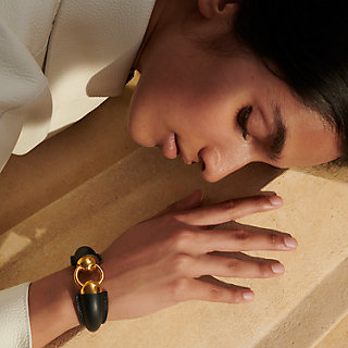 ブラックが美しい◎【HERMES】Epure Equestreブレスレット epure-equestre-bracelet--