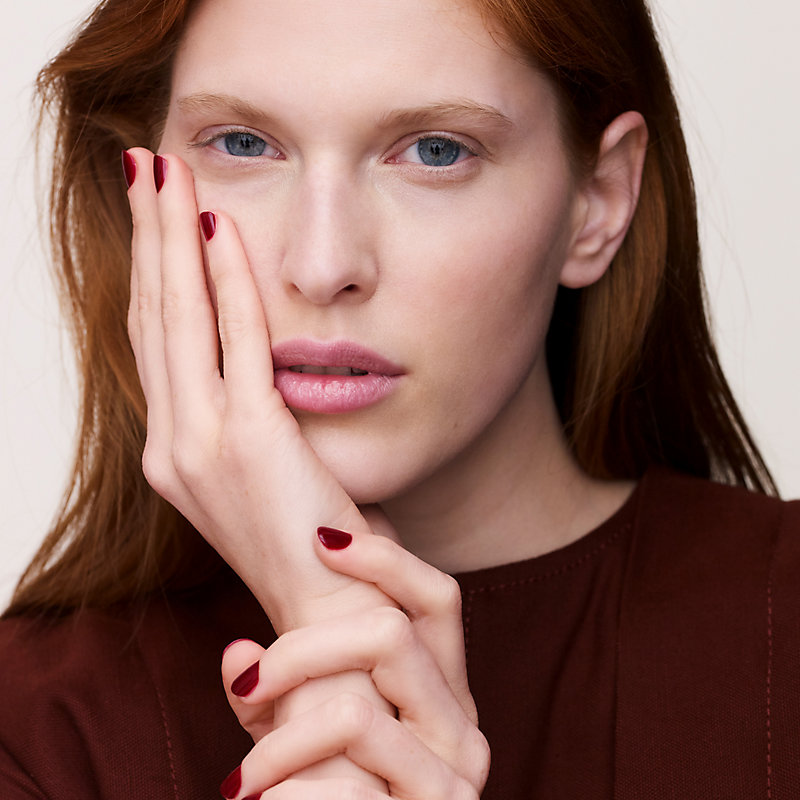 Esmalte para unhas, Rouge H