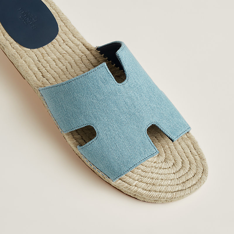 これからの季節に♪おしゃれ【HERMES】Espadrilles Antigua 231000ZH02_worn_2-AVS?wid=800&