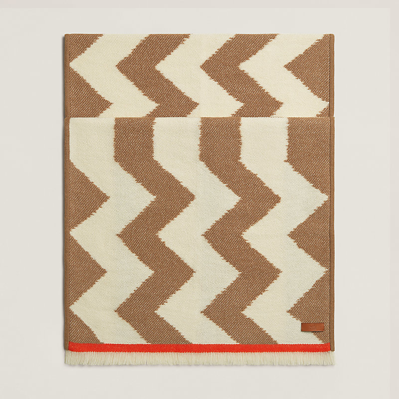 Estola Ikat Electro