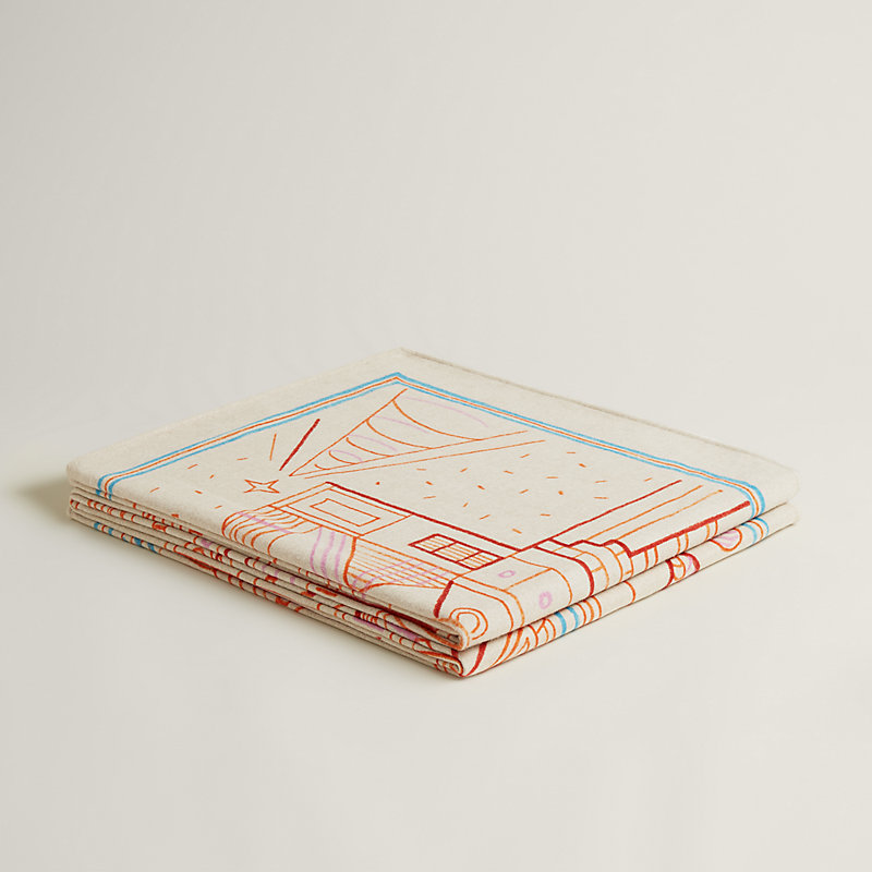 Etages du Faubourg blanket