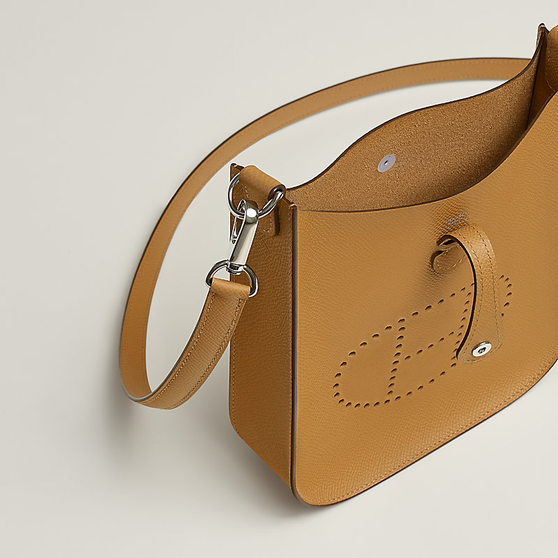 Evelyne 16 Sellier bag
