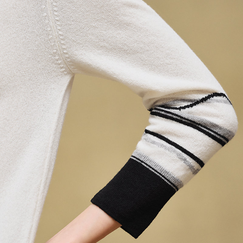 "Ex-Libris" 3/4-sleeve dress