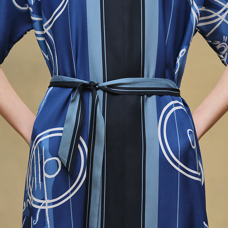 "Ex-Libris a Main Levee" caftan