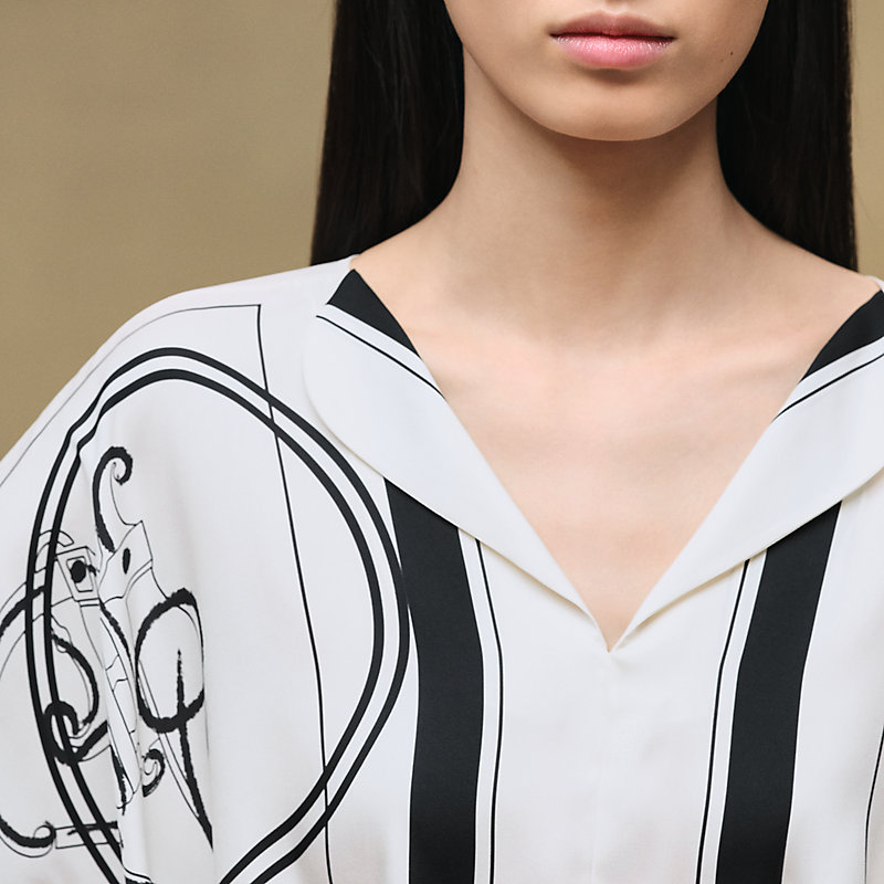 "Ex-Libris a Main Levee" caftan