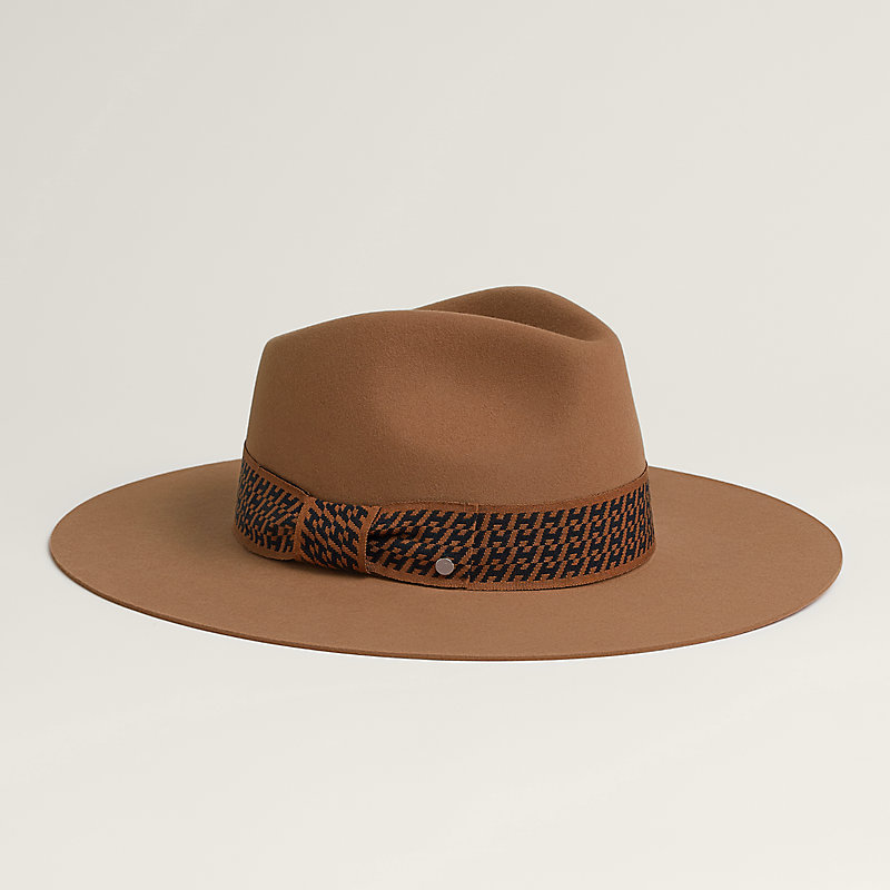 Faubourg Velvet hat - Brown | Hermès UAE