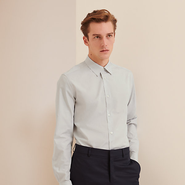 What is a fitted shirt Clearance