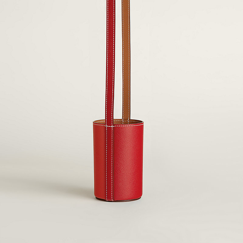 Flaneuse water bottle and shoulder strap