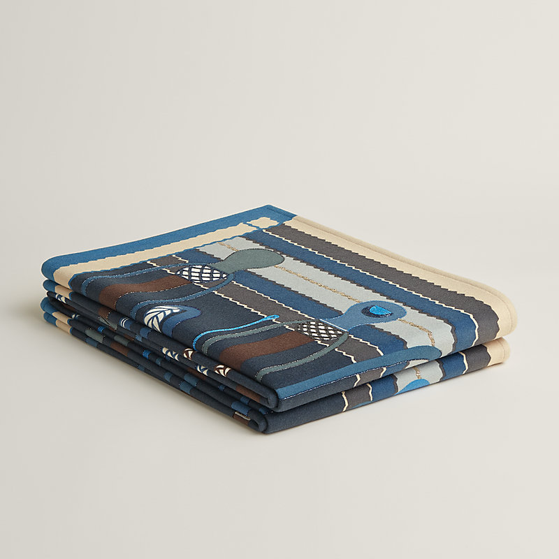 Fouets et Tartan blanket