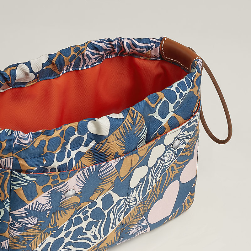 Fourbi 20 pouch - Blue | Hermès Canada