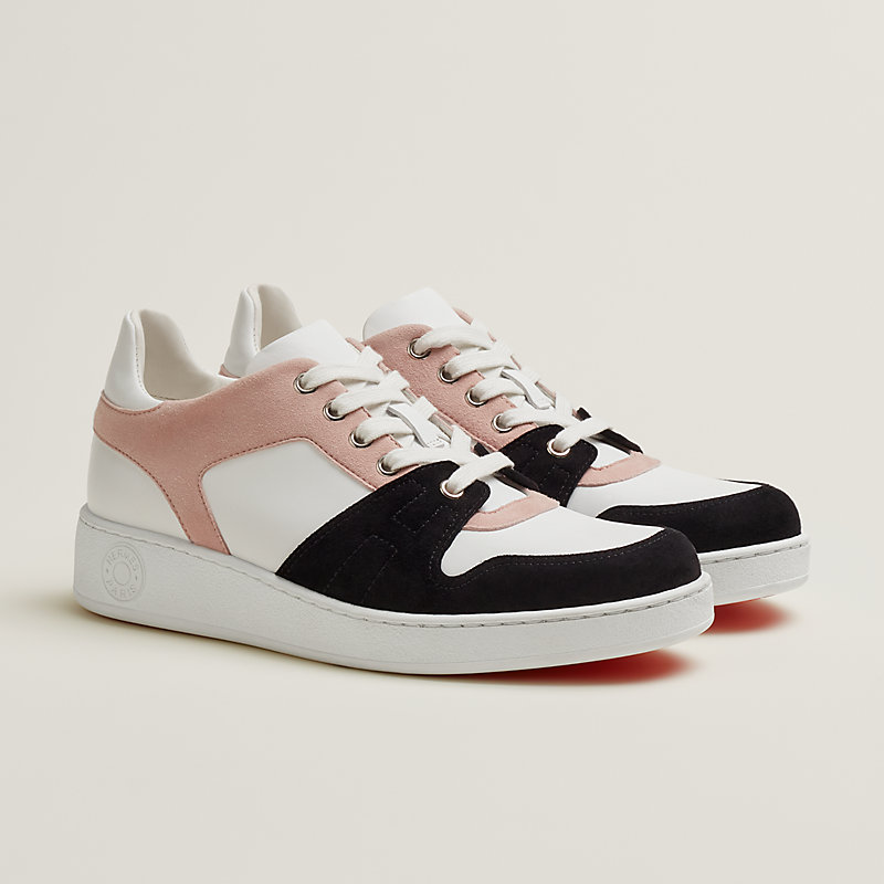 Free sneaker