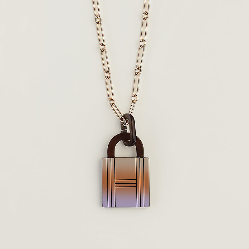 Hermès Small O'Kelly Pendant Necklace Nata Swift Gold – Coco Approved Studio