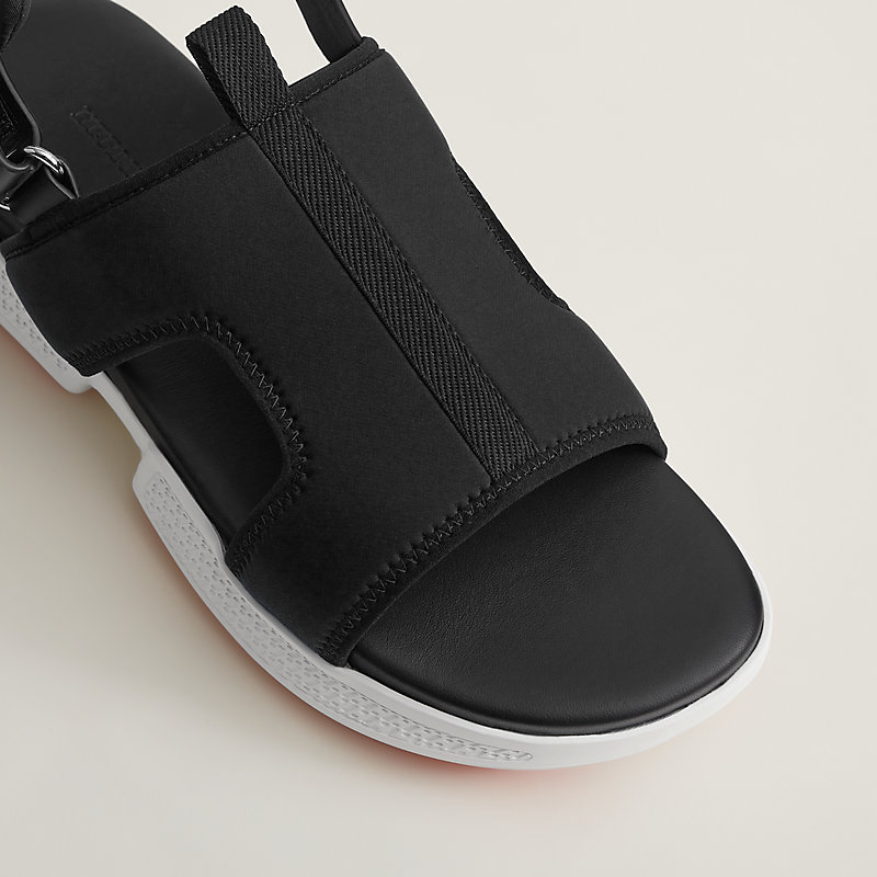 【シンプルでありながら特別】HERMES ゲート サンダル GATE Gate sandal | Hermès Singapore