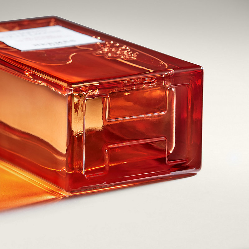 Gel de banho para o corpo e o cabelo Un Jardin sur la Lagune - 200