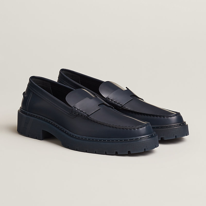 View: Worn, Gentle loafer