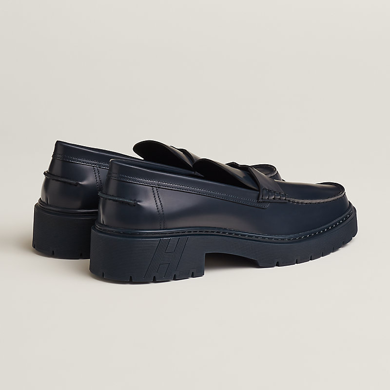 View: Worn, Gentle loafer