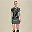 Gerade geschnittenes T-Shirt mit "Palefroi Remix"-Print, Ansicht: Getragene Ansicht, worn, Ansicht 3 von 6