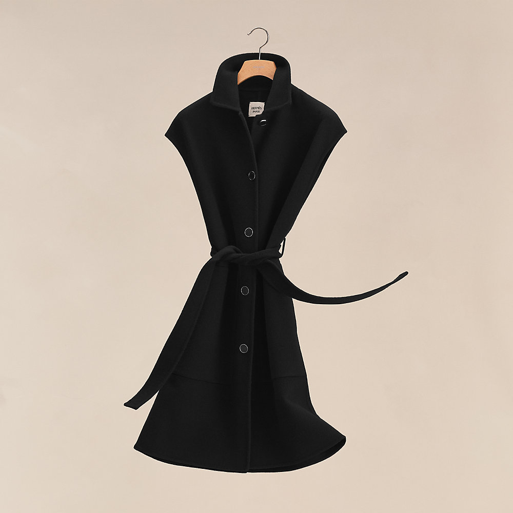 Gilet Lungo Senza Maniche In Crepe – Elegante E Versatile Per Tutte Le Occasioni