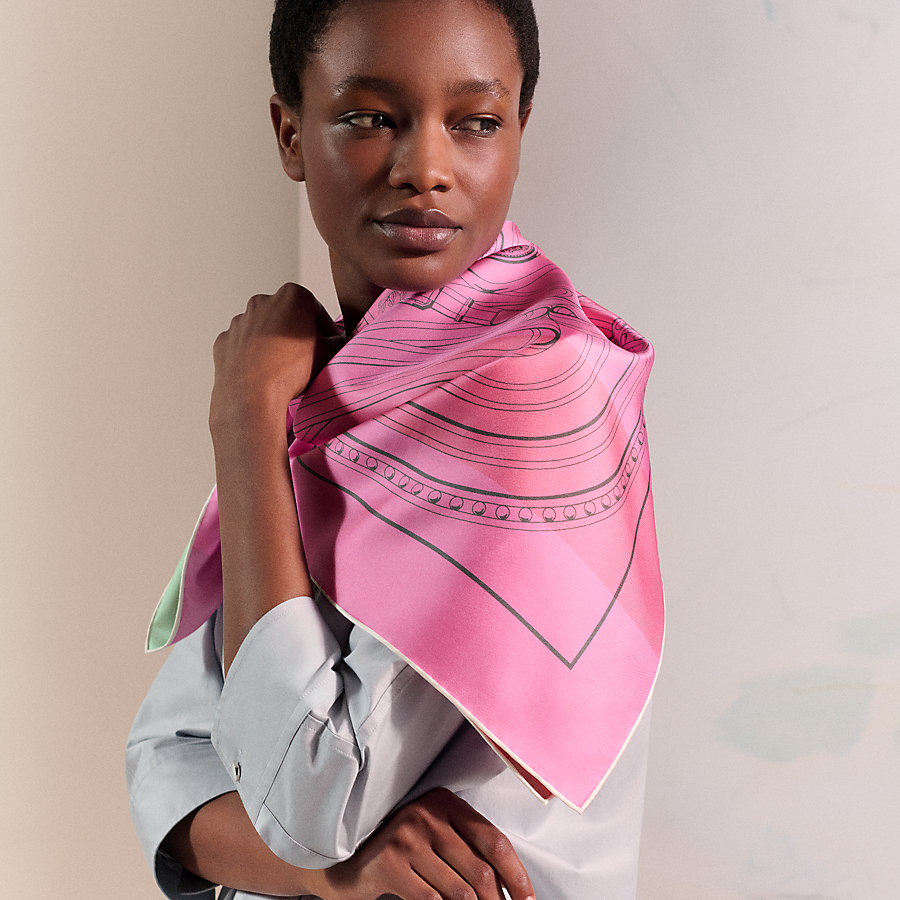 Grand Tralala double face scarf 90 | Hermès USA 