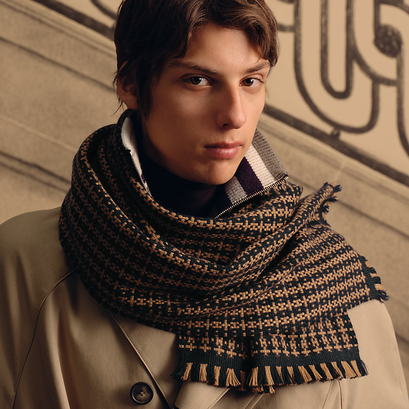 Graphique H scarf Blue Hermès Canada