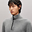 “H Bartack” 캐시미어 모크넥 칼라 스웨터, 보기: 이미지: 제품 착용 이미지, worn, 2개 중 5번째 보기